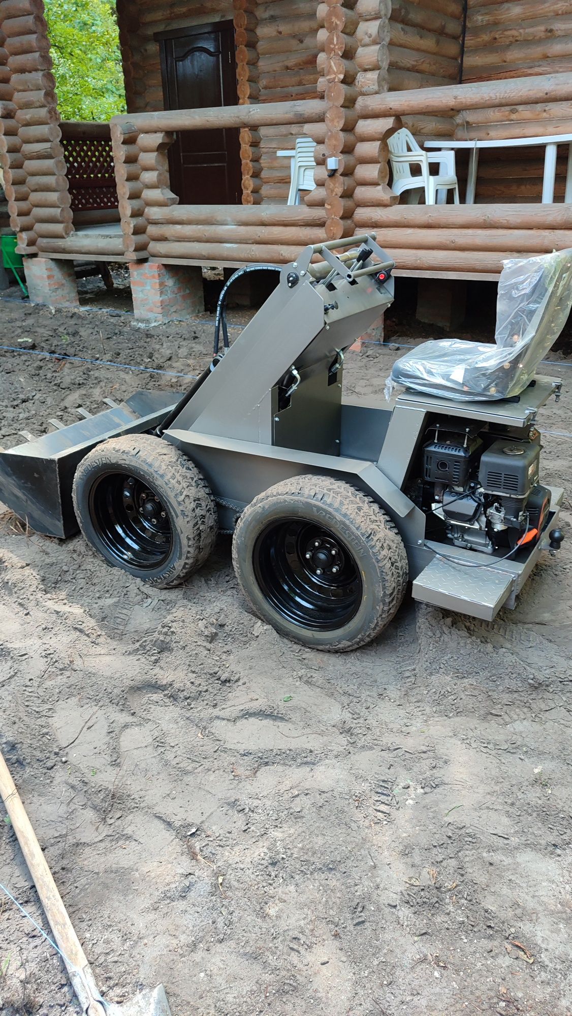 Мінінавантажувач Toytraktor. мінітрактор минипогрузчи