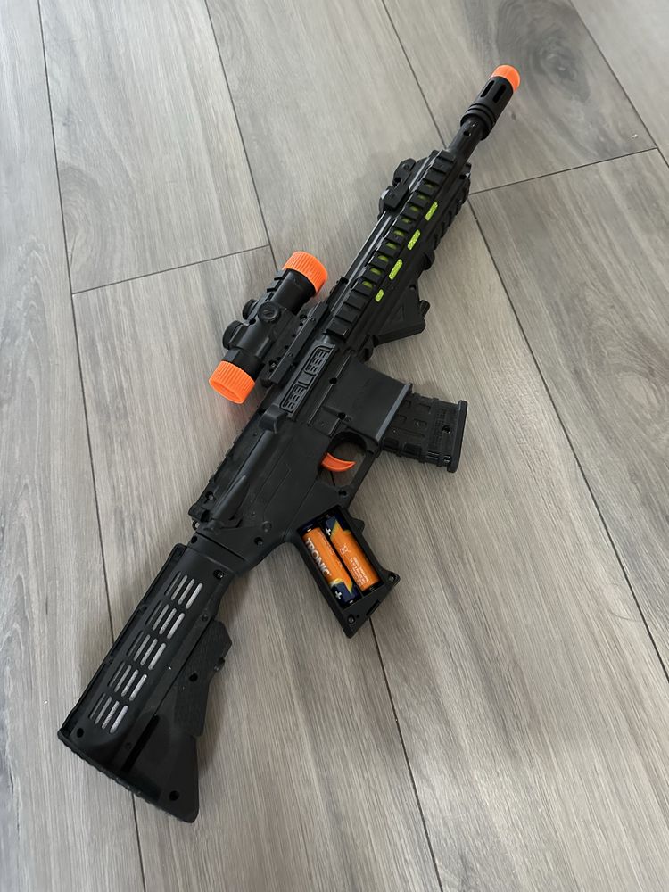Broń karabin pistolet świecący głos zabawka zabawkowy