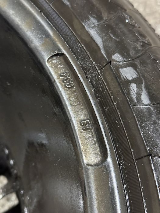 Kola felgi BMW 18 cali AEZ f10 f01 245/50/18