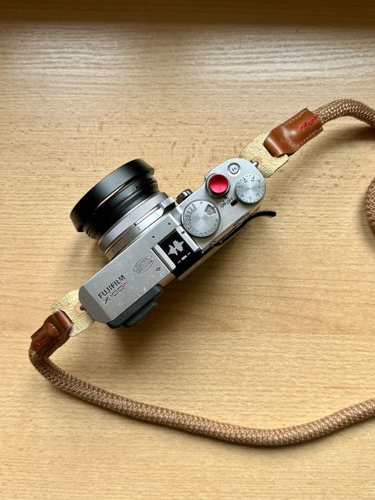 Fujifilm X100F srebrny, komplet, pudełko, dwie baterie Fuji X100F