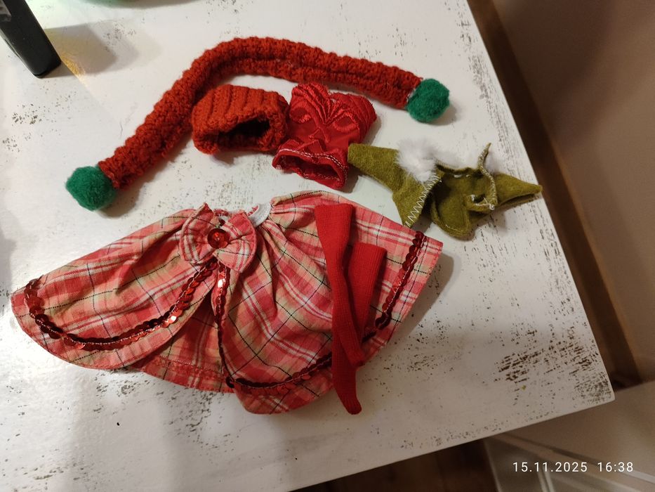Zestaw ubranek świątecznych na Boże Narodzenie dla lalek Barbie