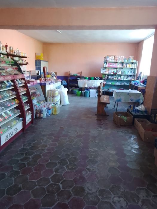 ДІЮЧИЙ магазин Продаж Туристична зона