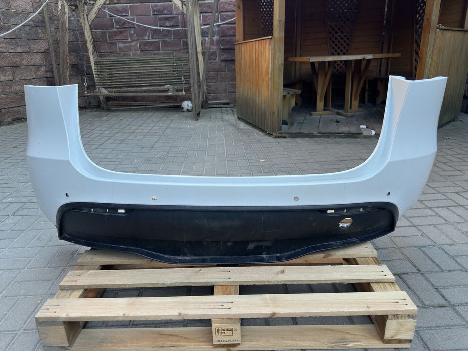 Бампер задній білий Tesla model Y (оригінал)