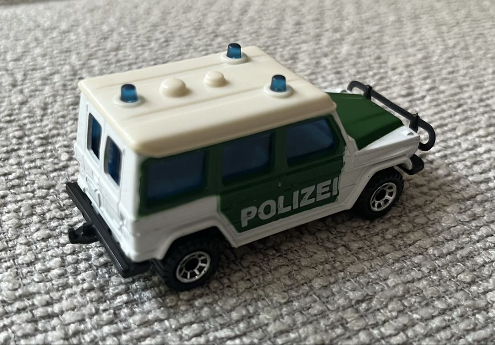 Matchbox Mercedes Benz 280 GE Polizei