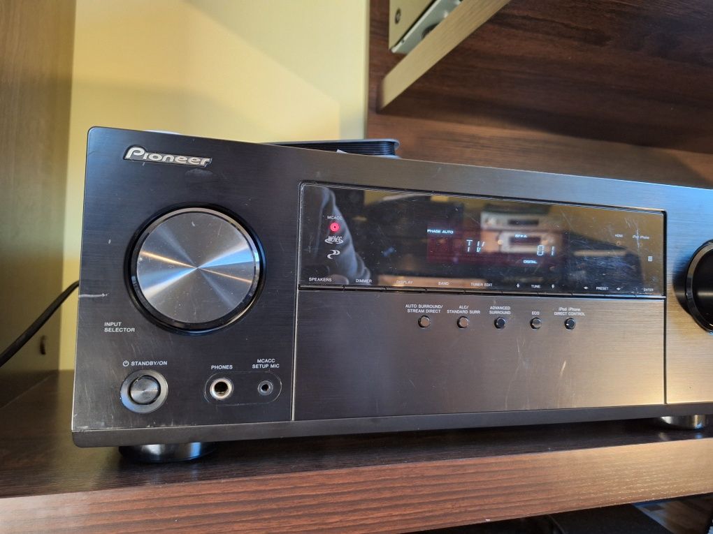 Amplituner  4k Pioneer vsx-423
