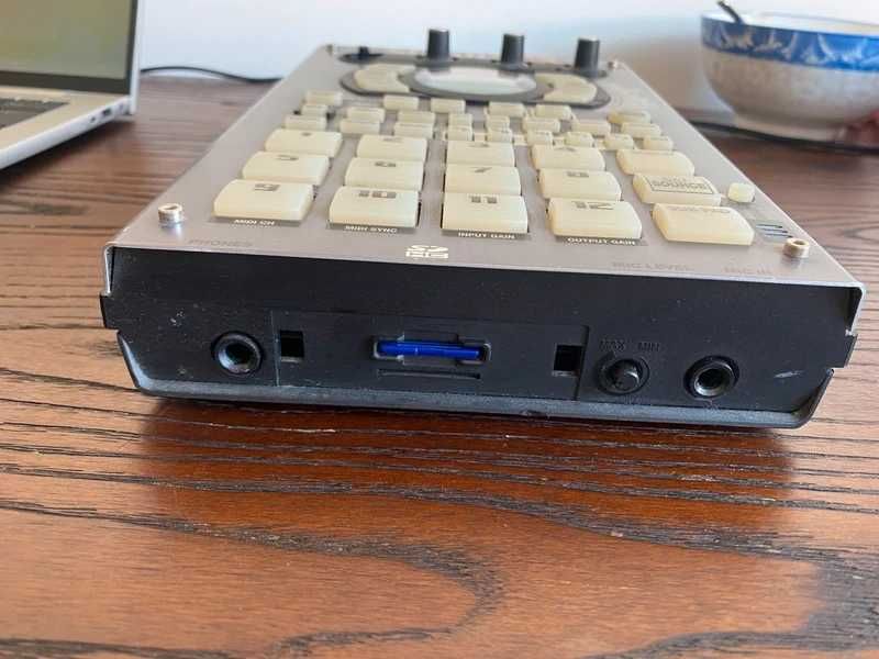 Roland SP-404SX usado para vender