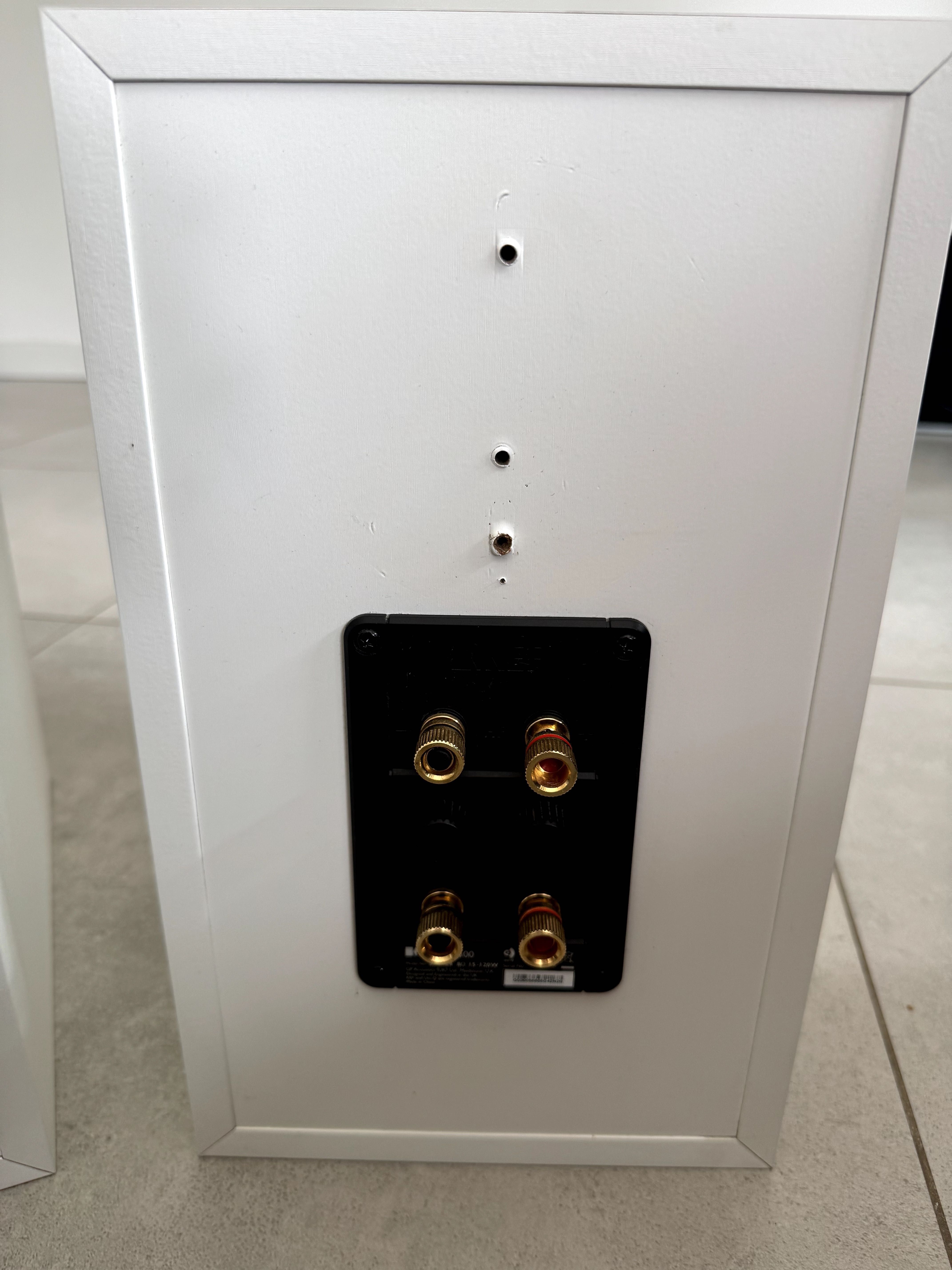 KEF Q 300 kolumny znakomite Monitory 2-drożne