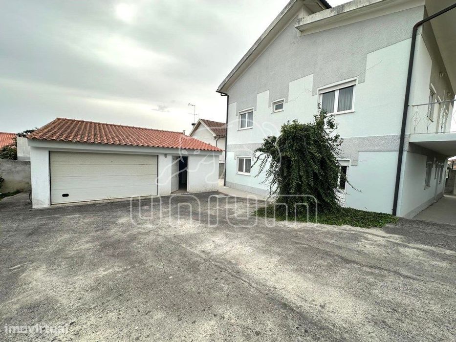 Moradia T4 Independente em Castelo de Neiva