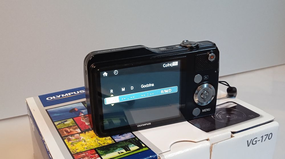 Aparat cyfrowy Olympus VG-170