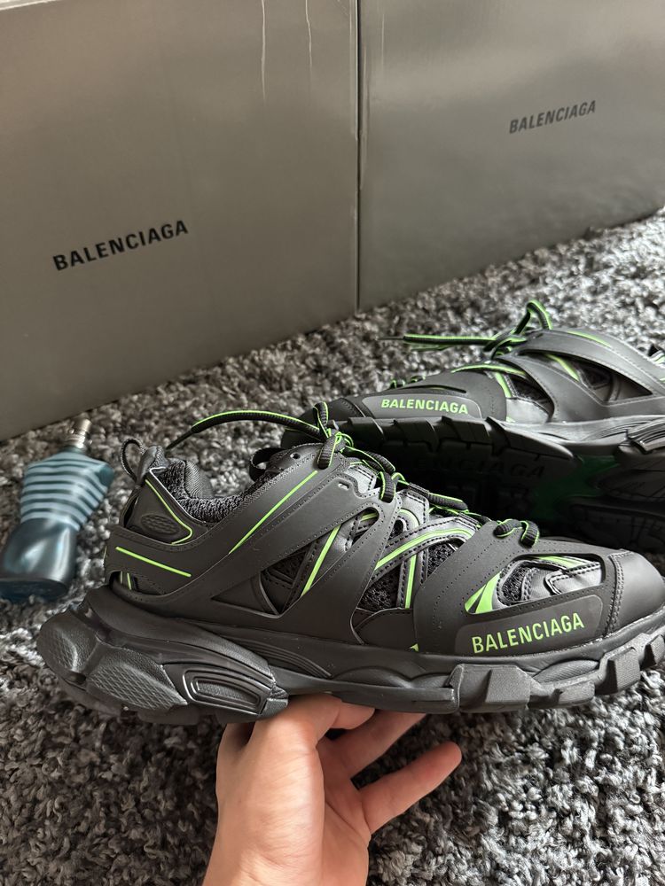 BALENCIAGA track 1.0