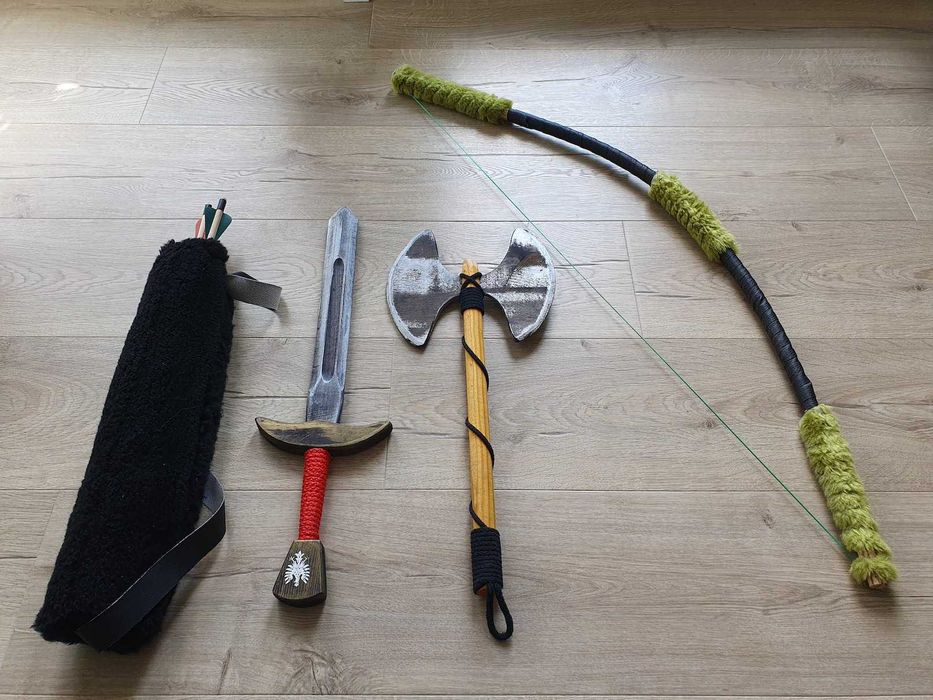 Zestaw zabawek dla chłopca - zestaw rycerza, miecz, topór i łuk