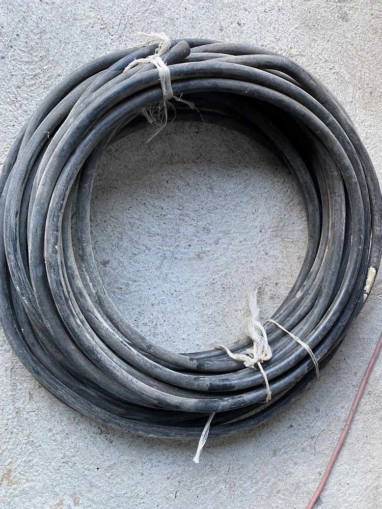 Przewod elektryczny ziemny kabel okolo 5x10mm2 35mb
