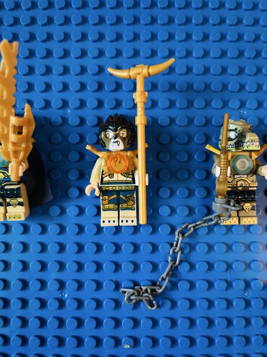 Конструктор Chima, набор Чима і машина  3 фігурки зі зброєю