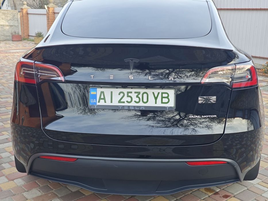 Tesla Model Y 2024р. 7 місць Продажа-Обмін