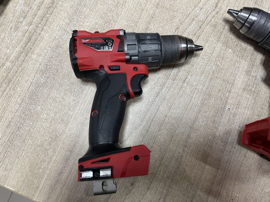 Milwaukee M18 FDD2 / безщіткові дрилі Мілвокі