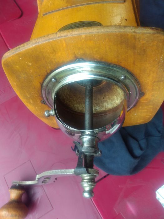 Stary młynek do kawy , pieprzu