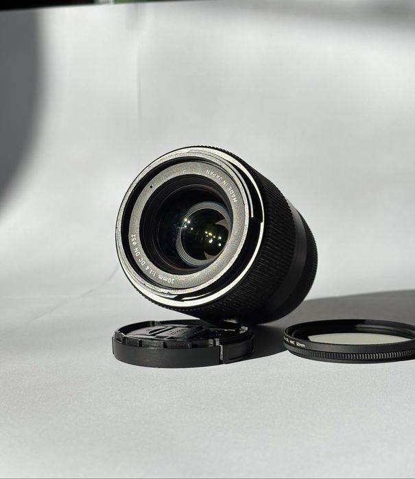 Obiektyw SIGMA 30mm f/1.4 DC DN Sony E + filtry