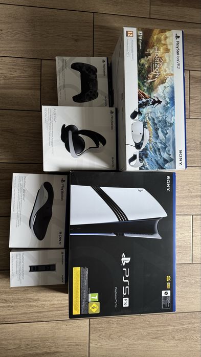 Набір Playstation 5 pro+PS VR 2+доп геймпад+2 станціі+навушники