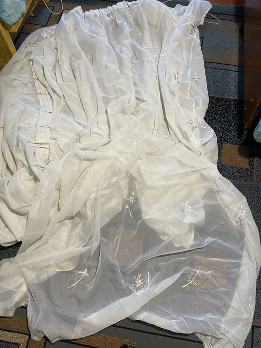 Тюль в хорошому стані