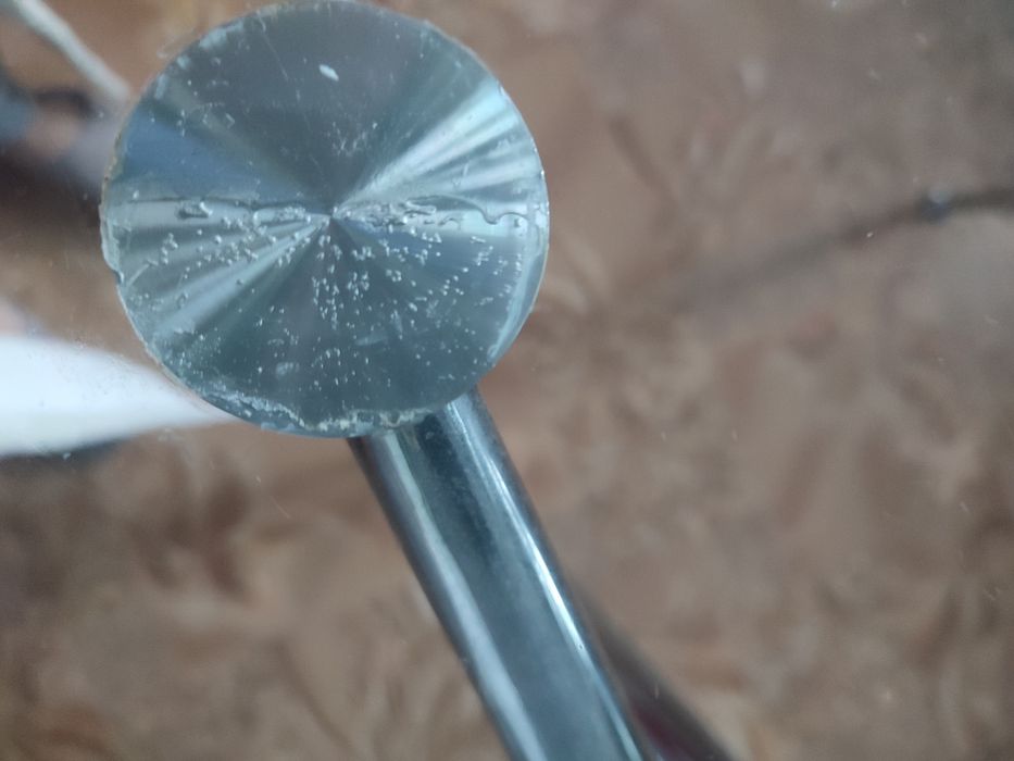 Стіл скляний обідній