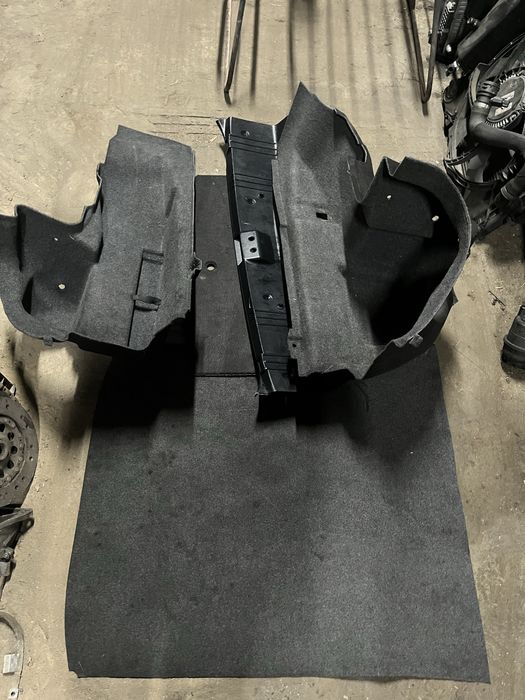 Tapicerka bagaznika bmw e64 wykladzina cabrio kpl boczki