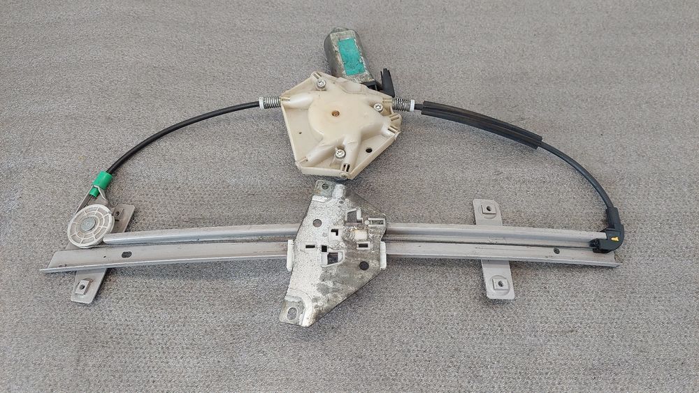 Elevador vidros frente direito VOLVO V40 Combi (VW)