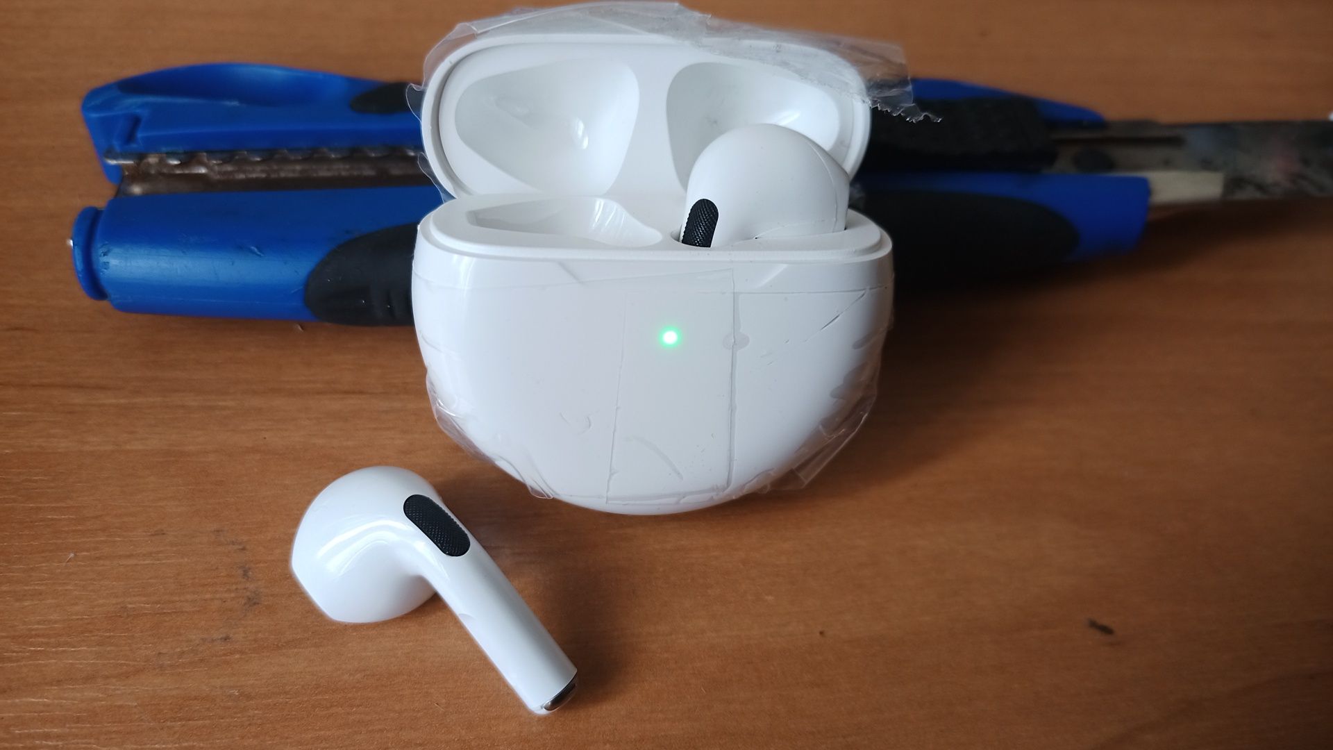 Наушники беспроводные airpods pro