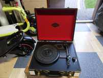 Gramofon walizka retro