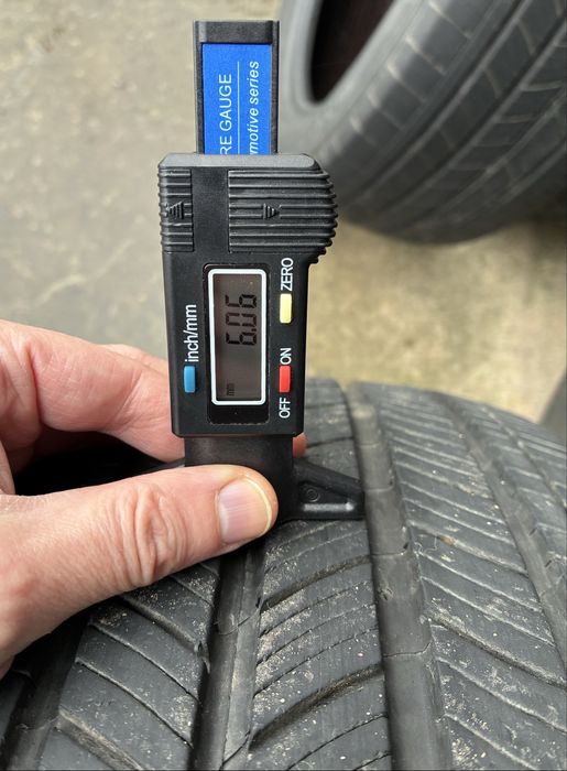 Michelin Energy saver A/S 215/50/17