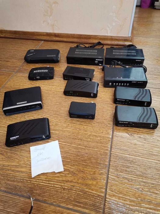 Приставка тюнер Т2 World Vision Romsat UKC