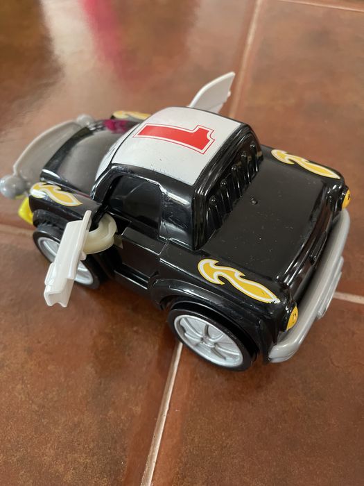 Carrinho de brincar da Chicco, com velocidade, a pilhas