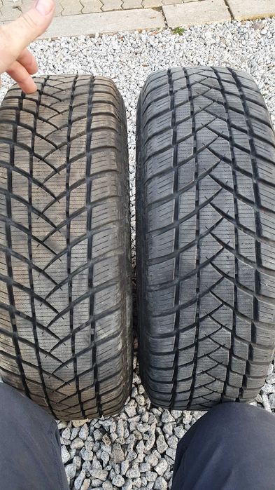 Opony zimowe GT 185/65 R 15 na stalowych felgach Mercedes 4 sztuki.