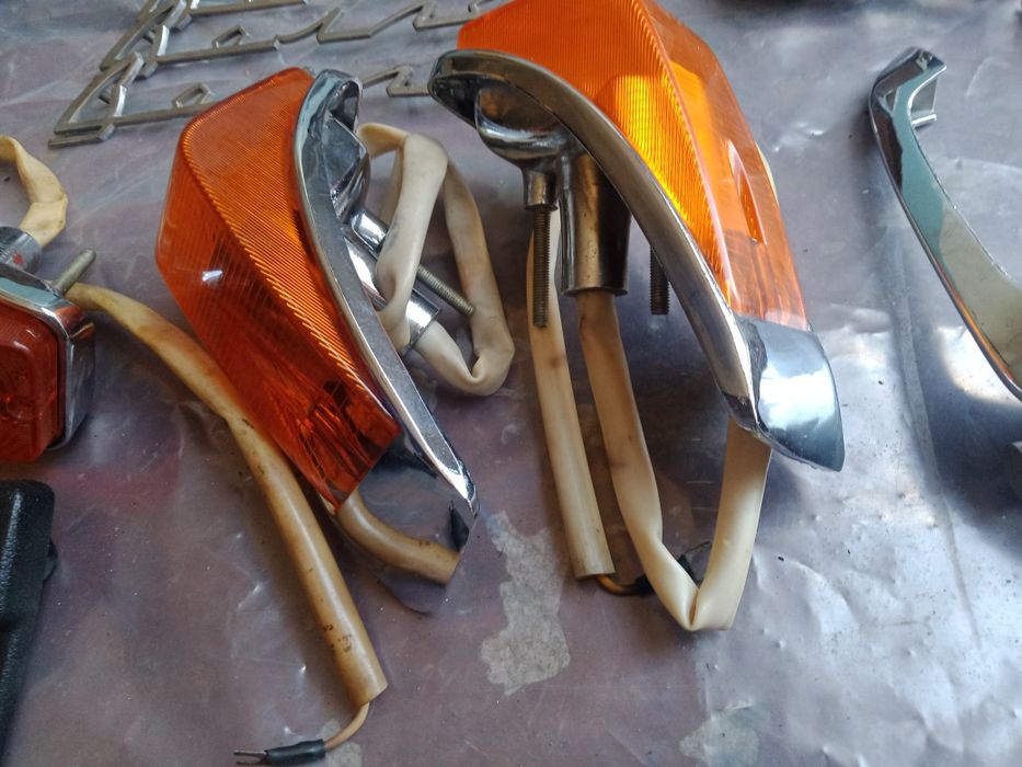 Передние повороты,габариты на ГАЗ 2401,2410,ВОЛГА пр-во СССР