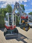 Minikoparka Takeuchi TB225 V0 Komplet Łyżek + Chwytak MBCRUSHER