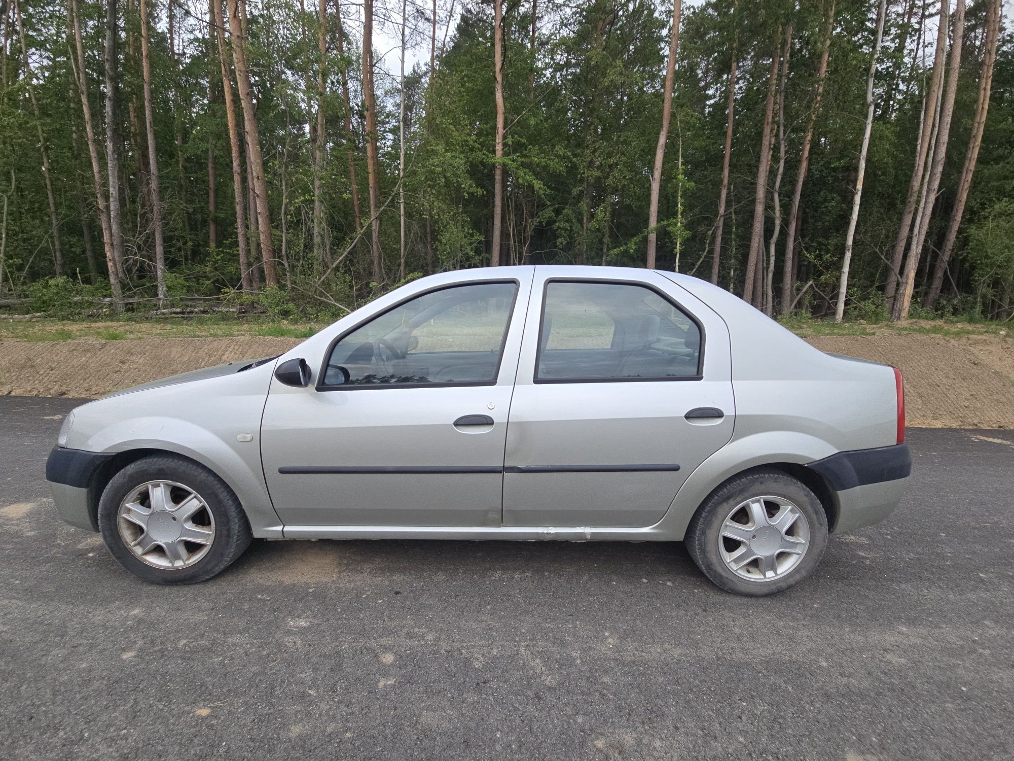 Dacia Logan 2006r * sprawna klima * 1.6 LPG * hak * elektryka