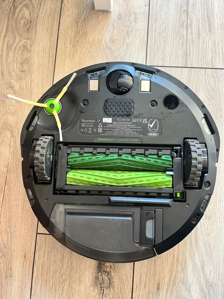 Robot sprzątający iRobot i7