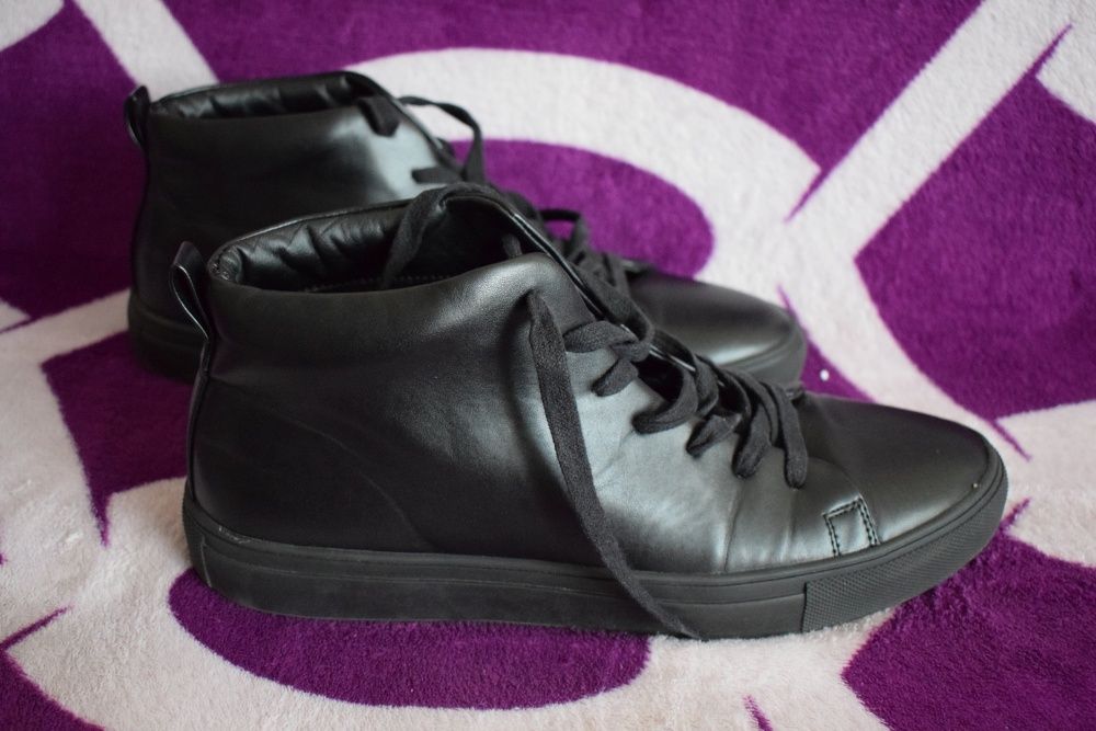 Czarne eleganckie trampki Reserved, rozm. 44