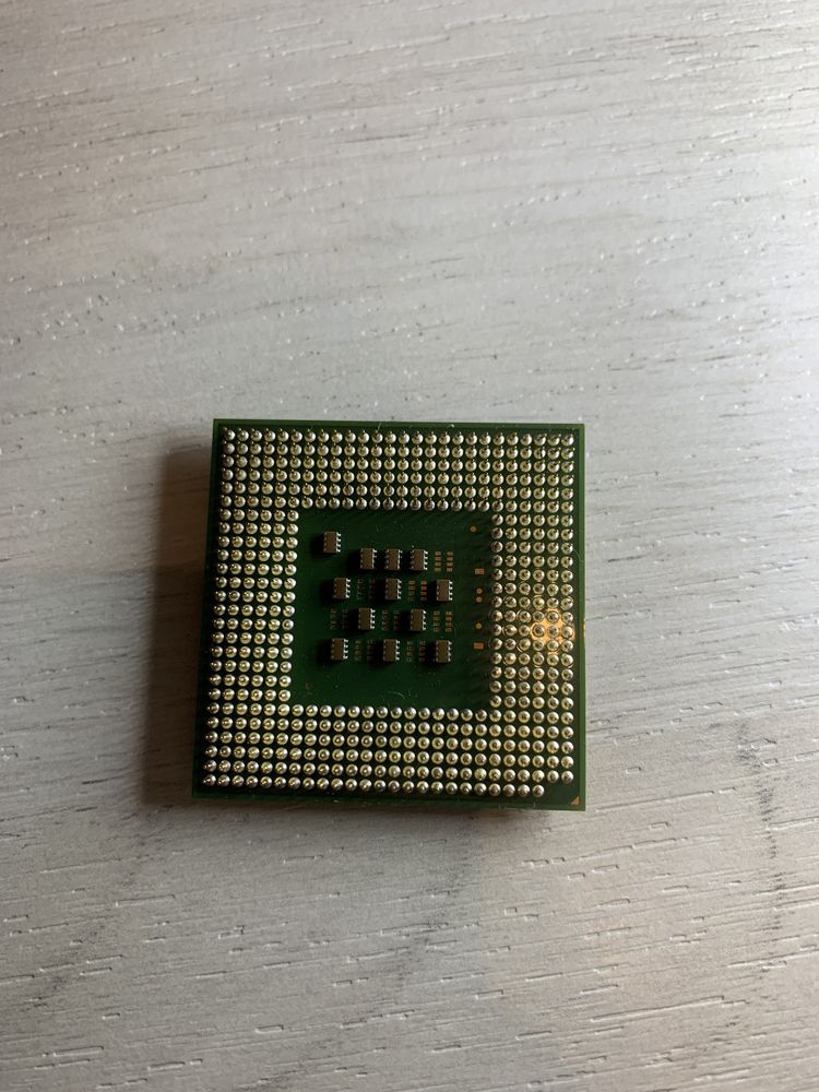 Процесор Intel Pentium 4 2.40GHZ SL6WF