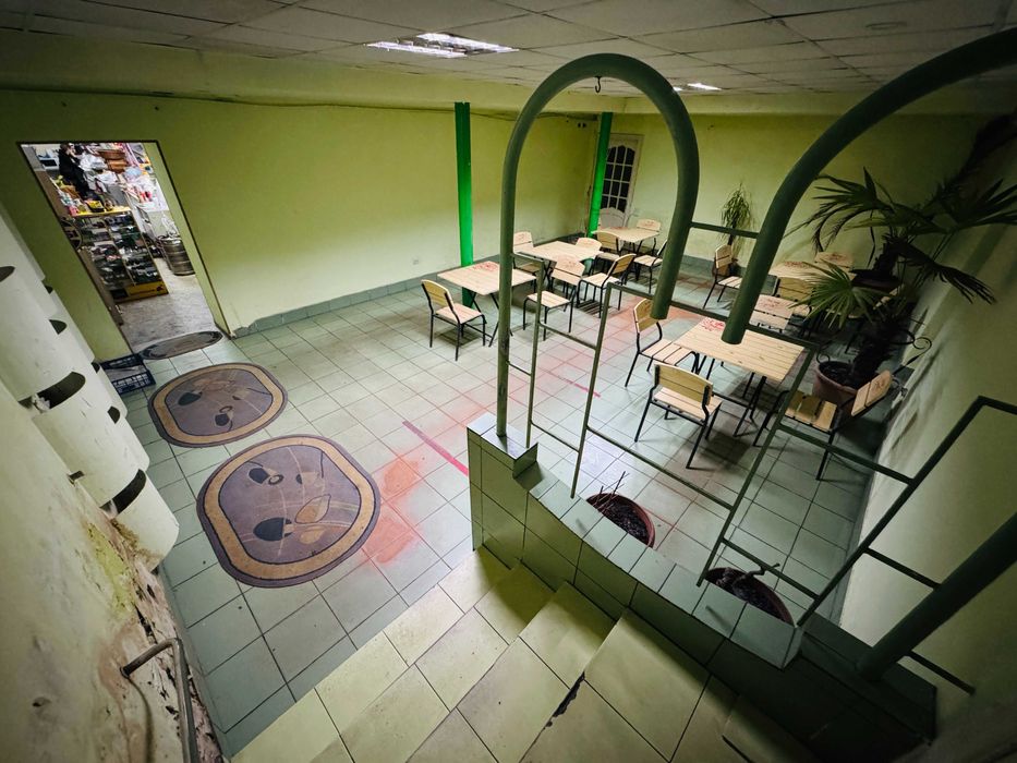 Продаж приміщення,  вул. Трускавецька 73, Дрогобич, (703 м.кв.).