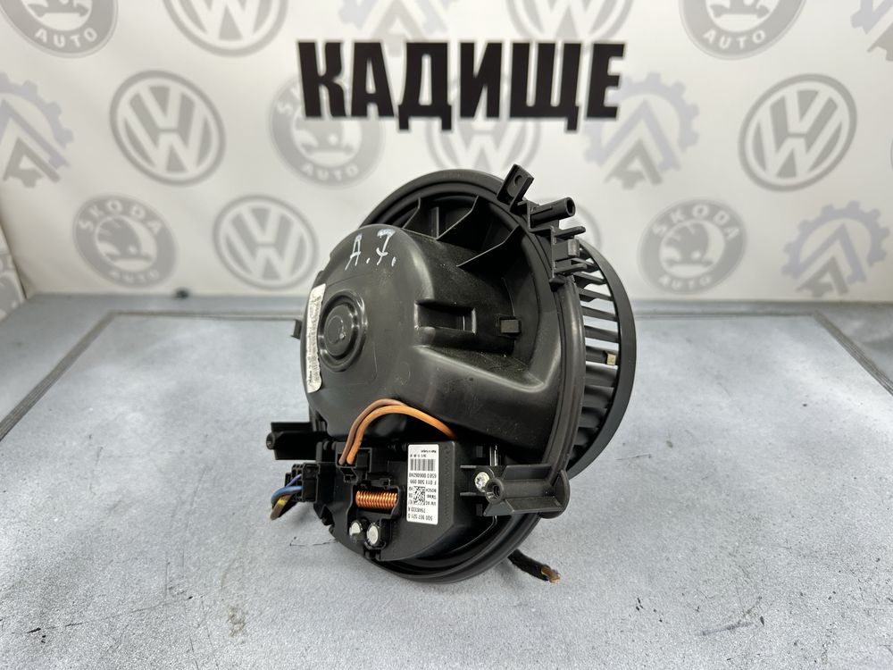 Моторчик печки Octavia A7 Golf 7 Audi A3 Passat B8 вентилятор печки.