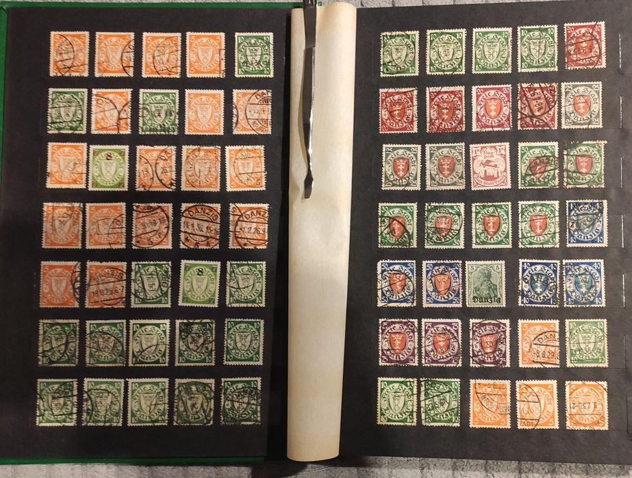 Klaser ze znaczkami Wolnego Miasta Gdańska