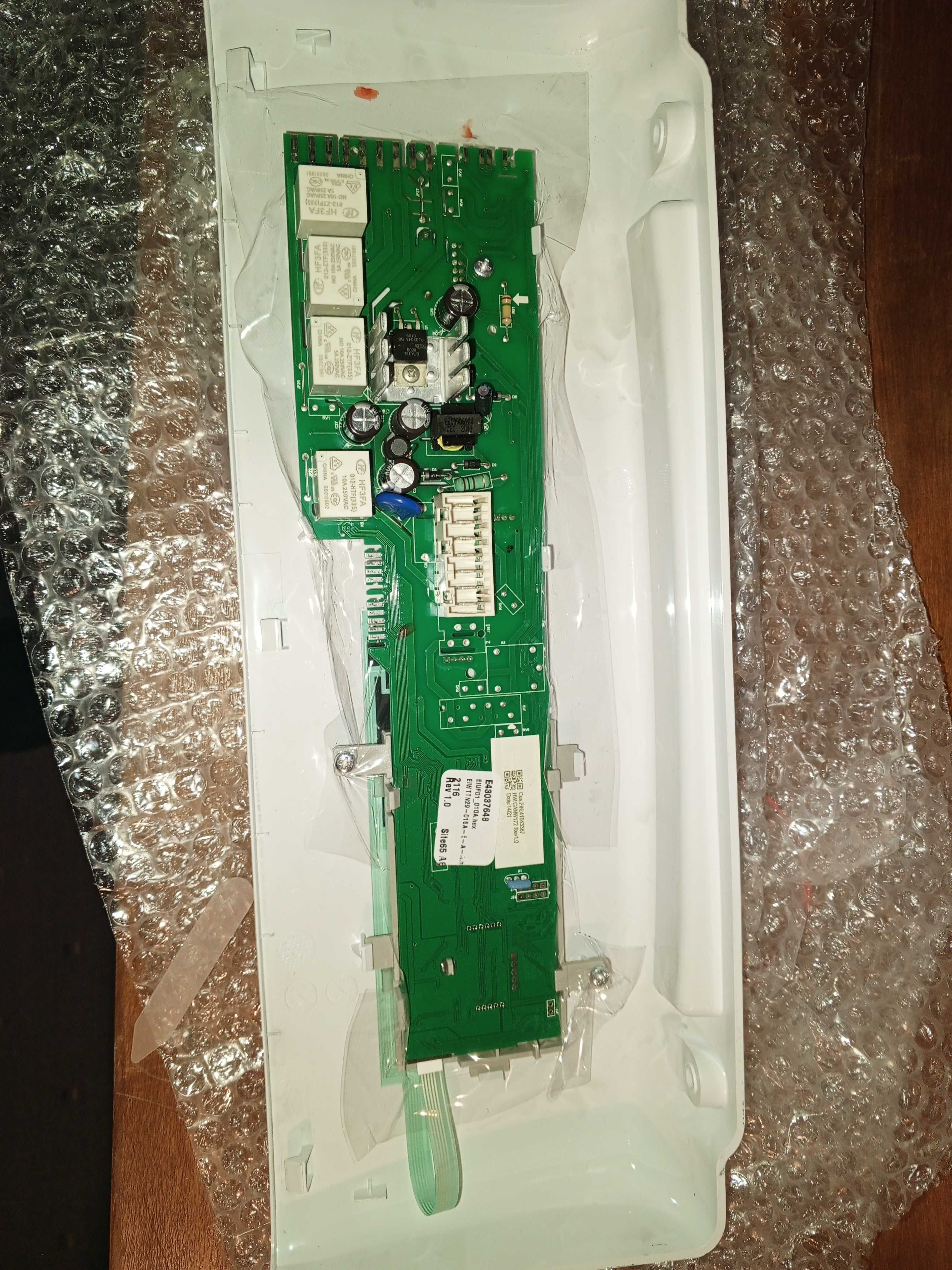 Pralka Candy Smart CST26LE/1-5- CZESCI