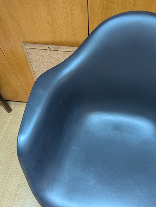 cadeira Charles Eames Vitra