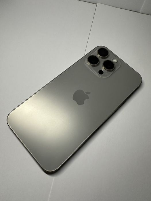 Iphone 15 pro max 256gb ideal