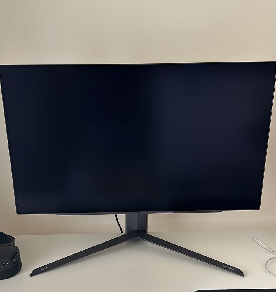 Monitor LG 27GR95QE oled
