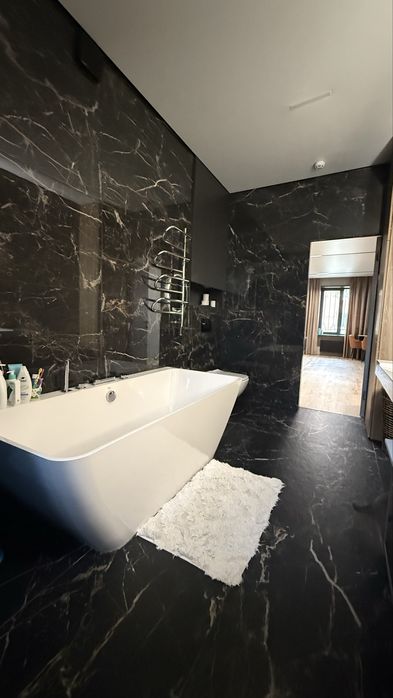 Продаю 3-х кв коммерческая 3центпально - городской рн