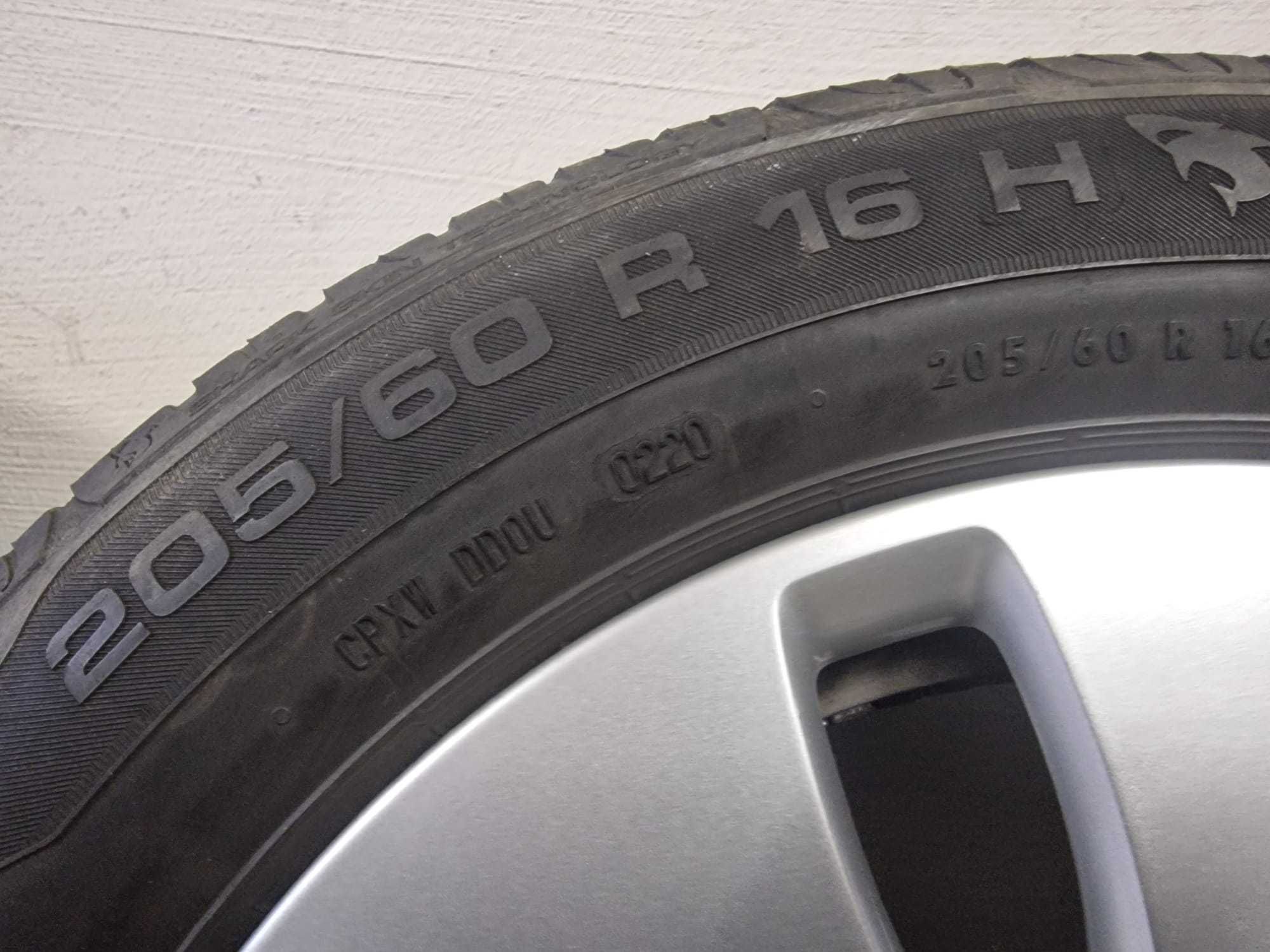 Felgi Audi OE 205/60 r16 5x112 opony Uniroyal