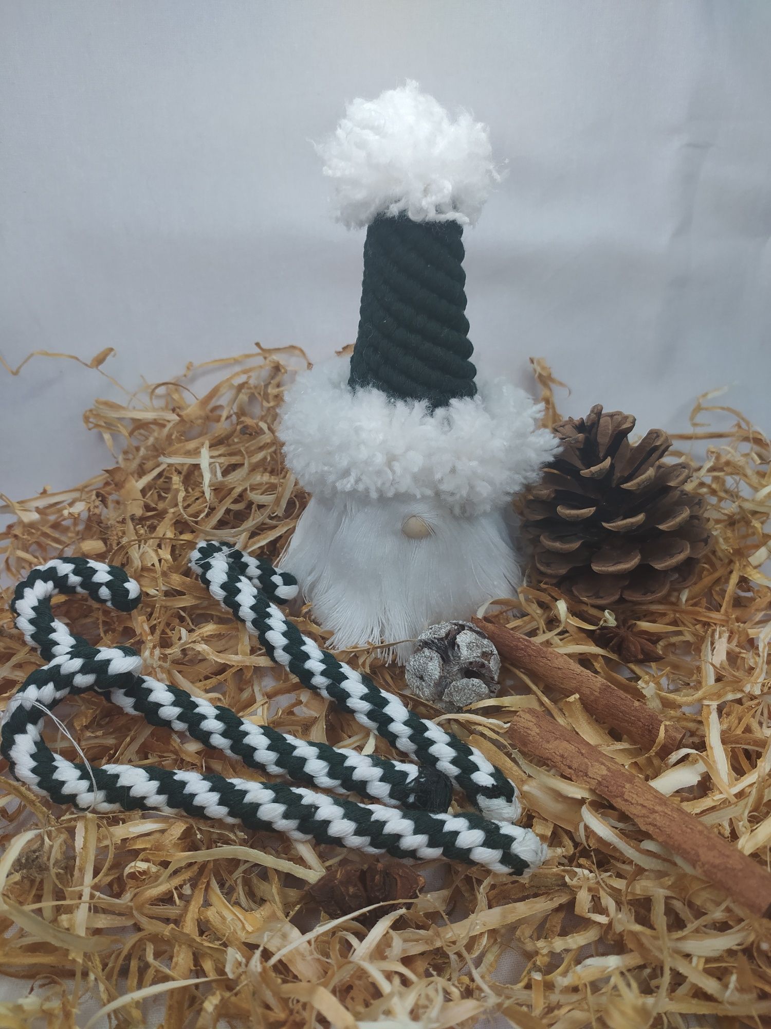 Makrama Mikołaj ze sznurka dekoracje wnętrz święta handmade