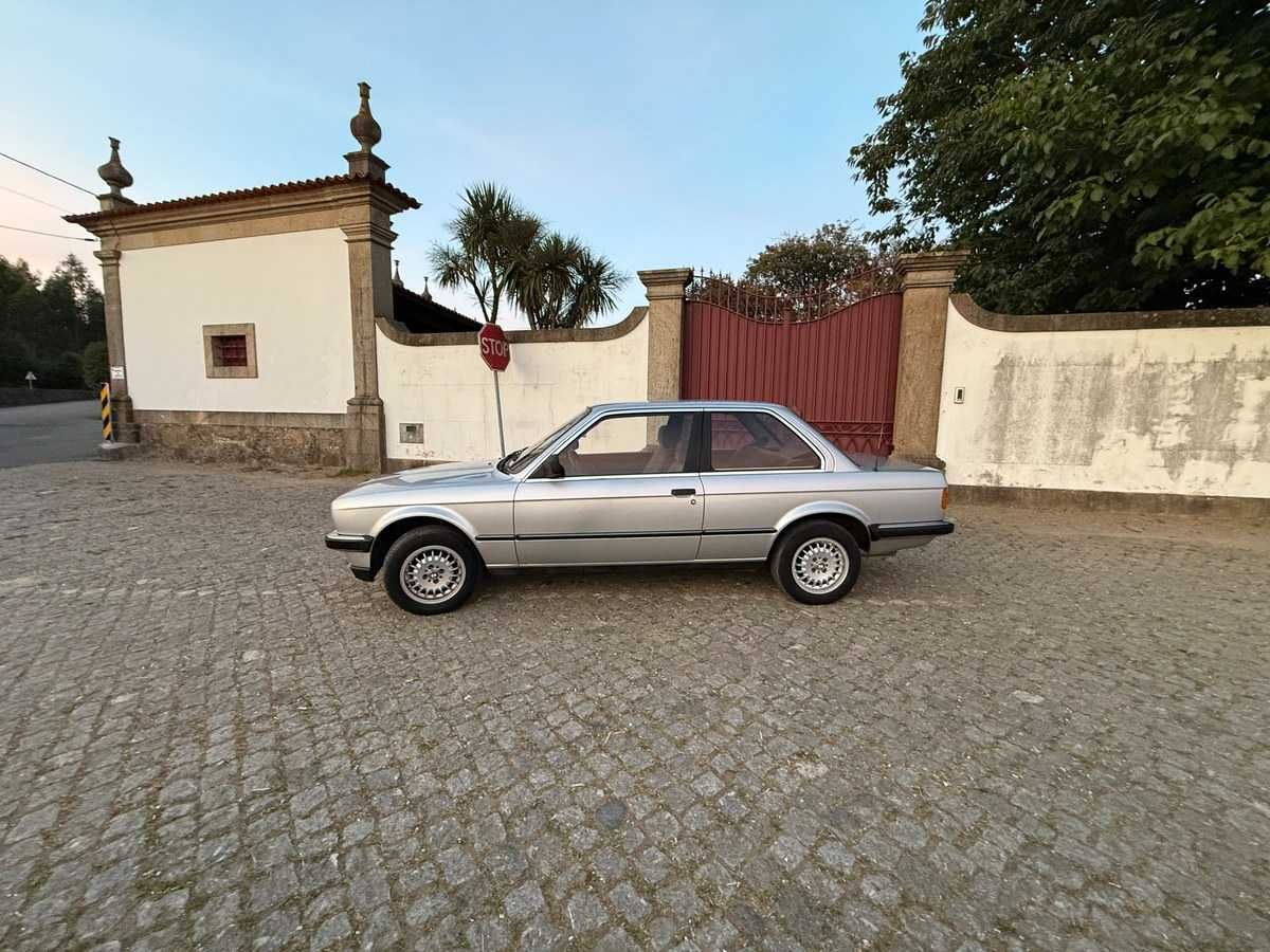 BMW E30 coupe 2p nacional