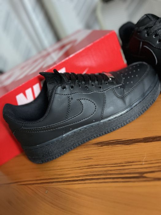 Nike air force 1 full black 42 розмір 26,5 см